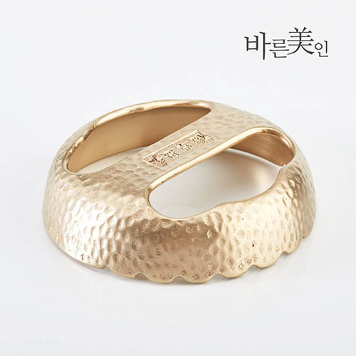 예담은 바른미인 양손괄사