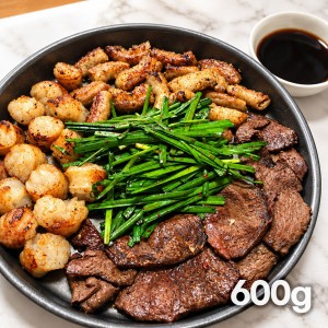 한우 소곱창 모듬세트 600g (곱창 200g+대창200g+염통200g) 참소스 핑크솔트 증정